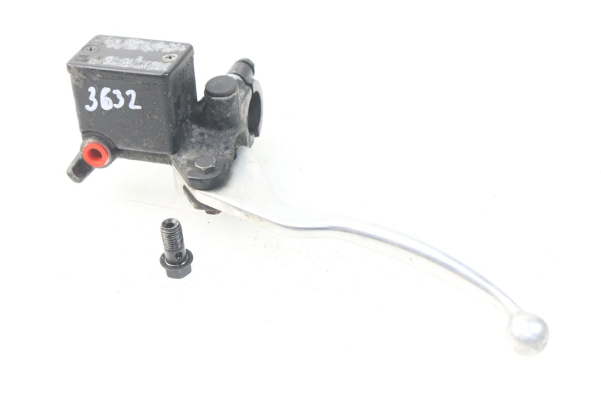 photo de MAITRE CYLINDRE ARRIERE SYM GTS EFI ABS 125 (2012 - 2016)