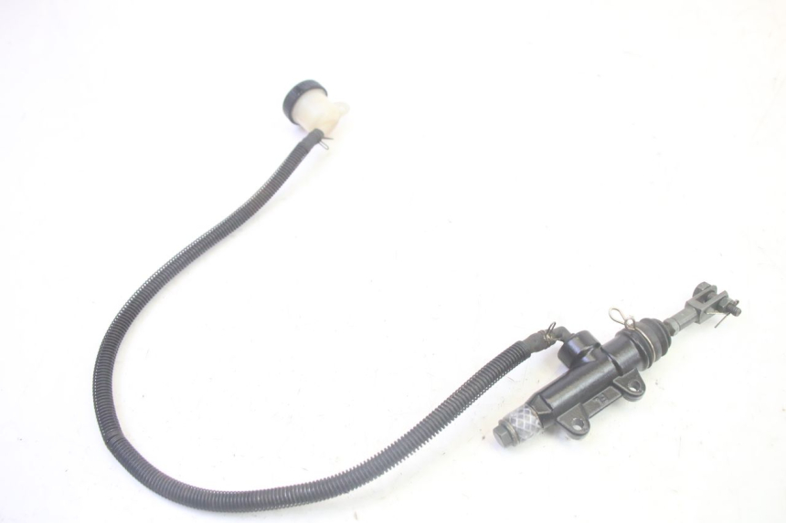 photo de MAITRE CYLINDRE ARRIERE KSR TR SM 50 (2015 - 2018) - Gros plan technique