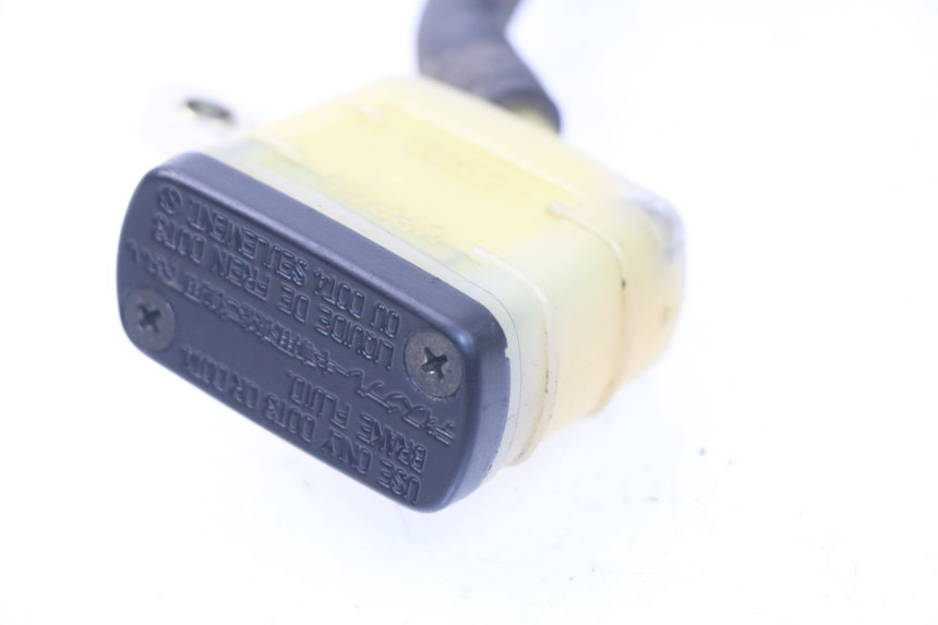 photo de MAITRE CYLINDRE ARRIERE TRIUMPH SPRINT ST ABS 1050 (2005 - 2007)