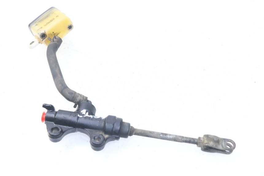 photo de MAITRE CYLINDRE ARRIERE TRIUMPH SPRINT ST ABS 1050 (2005 - 2007)