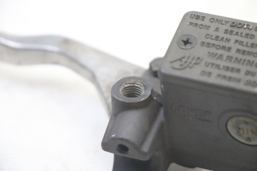 photo de MAITRE CYLINDRE ARRIERE SUZUKI UH BURGMAN 125 (2002 - 2006)