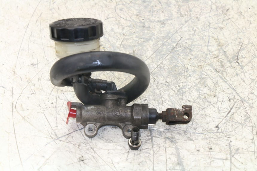 photo de MAITRE CYLINDRE ARRIERE HONDA VFR 750 (1994 - 1997)