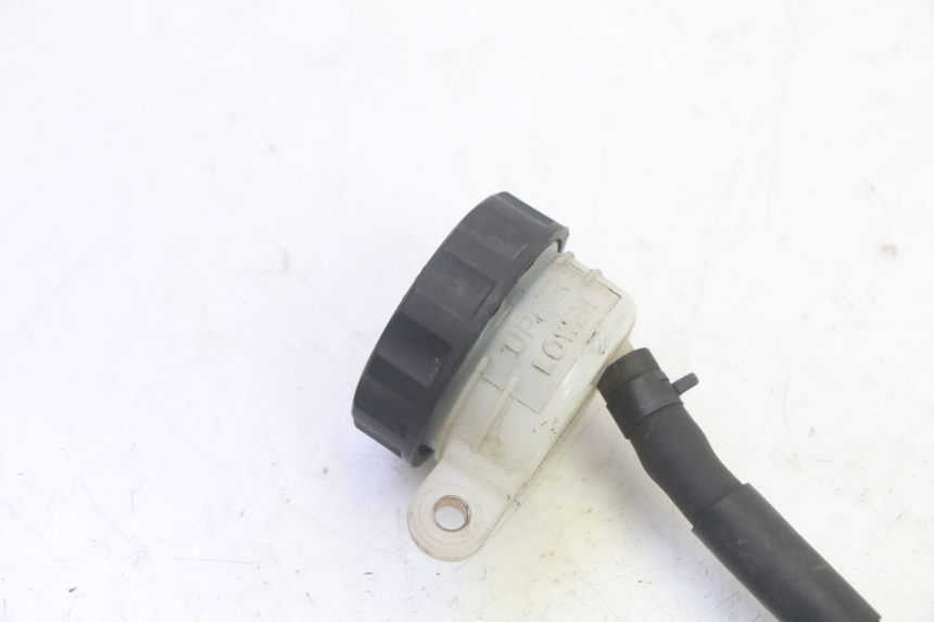 photo de MAITRE CYLINDRE FREIN ARRIERE DAELIM VJ ROADWIN FI 125 (2008 - 2017) - Détail de la pièce