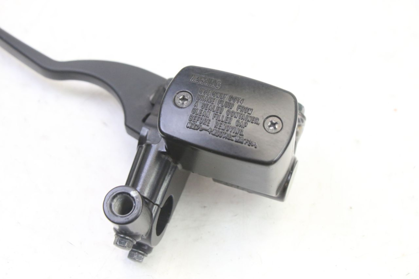 photo de MAITRE CYLINDRE ARRIERE YAMAHA XMAX X-MAX 125 (2021 - 2025) - Zoom état d’usage