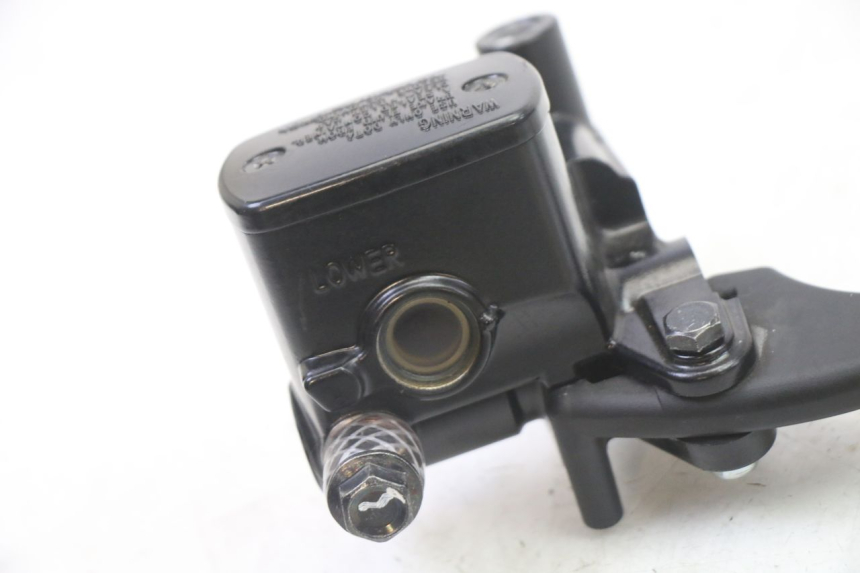 photo de MAITRE CYLINDRE ARRIERE YAMAHA XMAX X-MAX 125 (2021 - 2025) - Vue d’ensemble