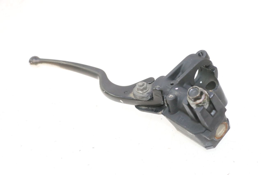 photo de MAITRE CYLINDRE FREIN ARRIERE YAMAHA XMAX X-MAX 125 (2006 - 2009) - Zoom état d’usage
