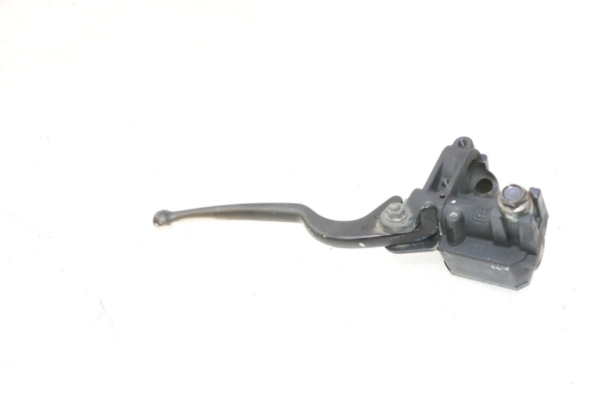 photo de MAITRE CYLINDRE FREIN ARRIERE YAMAHA XMAX X-MAX 125 (2006 - 2009) - Vue d’ensemble