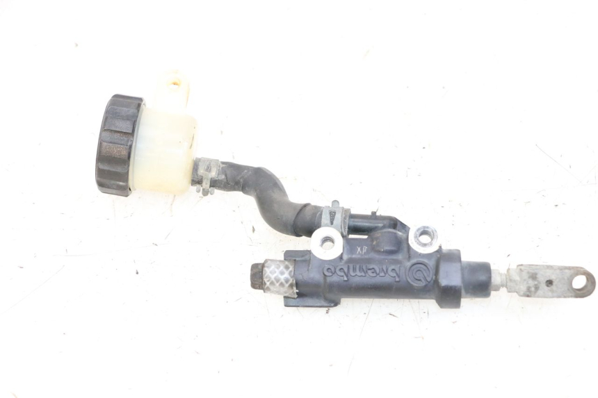 photo de MAITRE CYLINDRE ARRIERE YAMAHA XJN DIVERSION 600 (2000 - 2003)