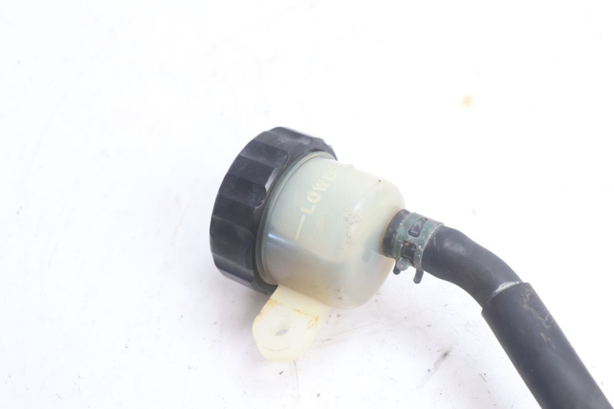 photo de MAITRE CYLINDRE ARRIERE YAMAHA XJR 1300 (1998 - 2002) - Vue d’ensemble