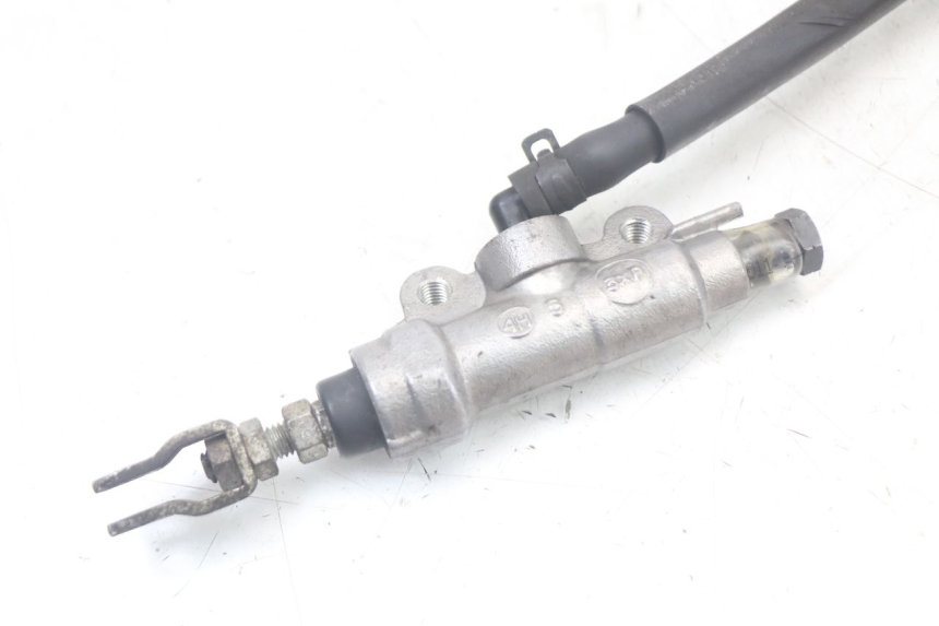 photo de MAITRE CYLINDRE FREIN ARRIERE YAMAHA XT X 660 (2004 - 2016)