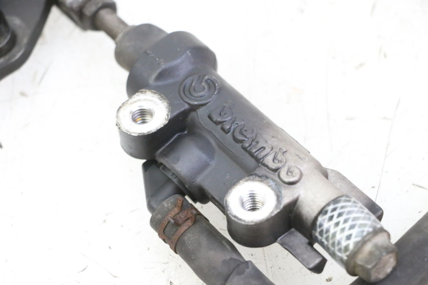 photo de MAITRE CYLINDRE ARRIERE YAMAHA FZ6 FAZER S2 600 (2007 - 2011)