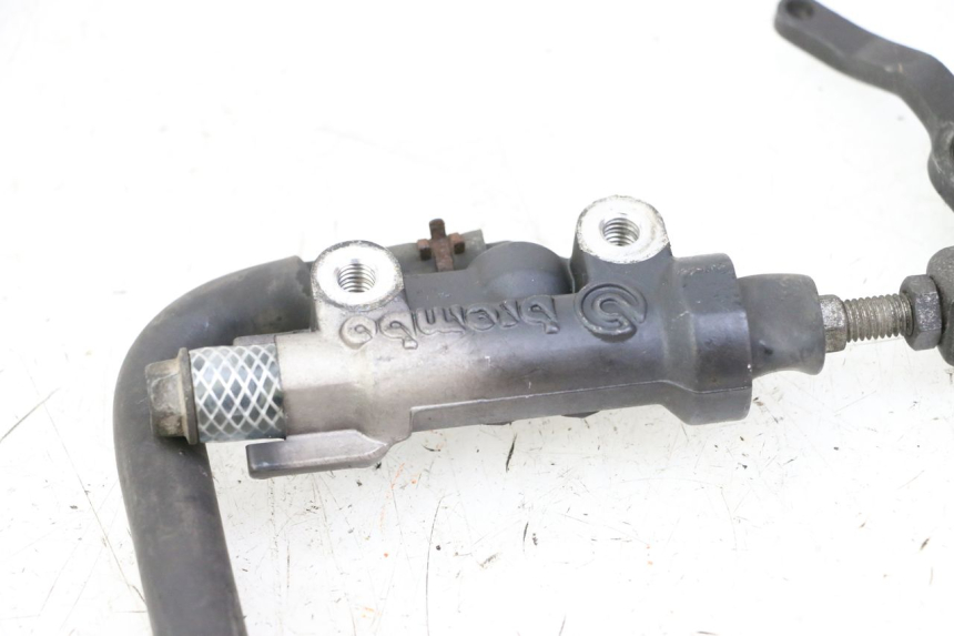 photo de MAITRE CYLINDRE ARRIERE YAMAHA FZ6 FAZER S2 600 (2007 - 2011)