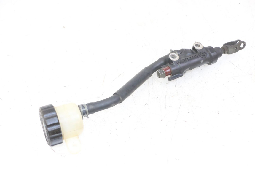 photo de MAITRE CYLINDRE FREIN ARRIERE YAMAHA FZS FAZER 600 (2001 - 2003)