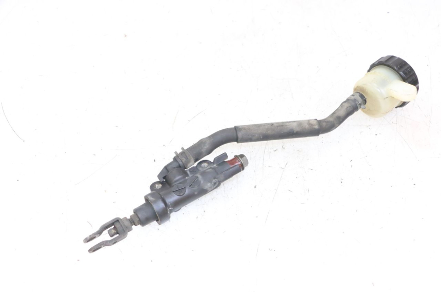 photo de MAITRE CYLINDRE FREIN ARRIERE YAMAHA FZS FAZER 600 (2001 - 2003)