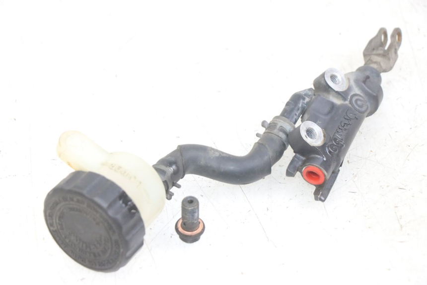 photo de MAITRE CYLINDRE ARRIERE YAMAHA XJN DIVERSION 600 (2000 - 2003)