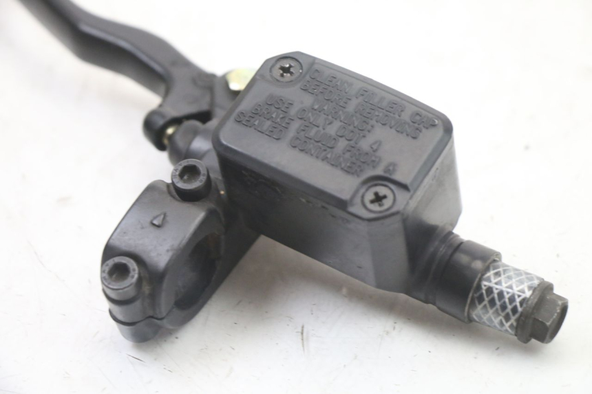 photo de MAITRE CYLINDRE ARRIERE YAMAHA YP MAJESTY 125 (2007 - 2010)