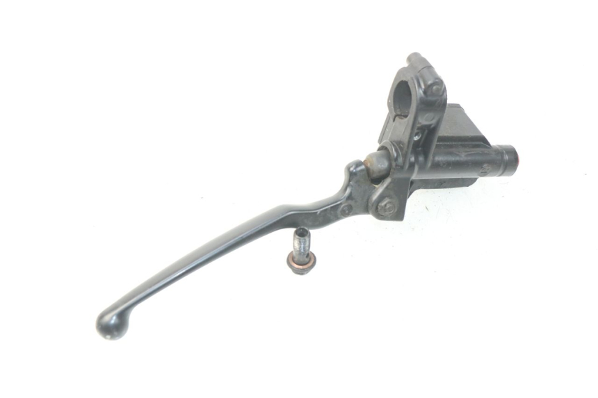 photo de MAITRE CYLINDRE ARRIERE YAMAHA YP MAJESTY 125 (2007 - 2010)