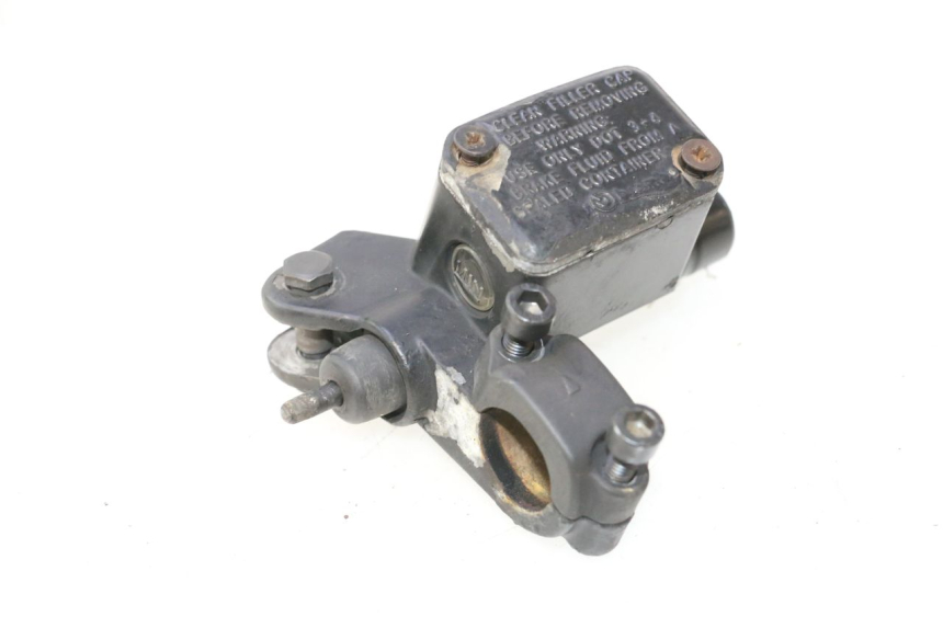 photo de MAITRE CYLINDRE ARRIERE YAMAHA YP MAJESTY 125 (2007 - 2010) - Marquages et références