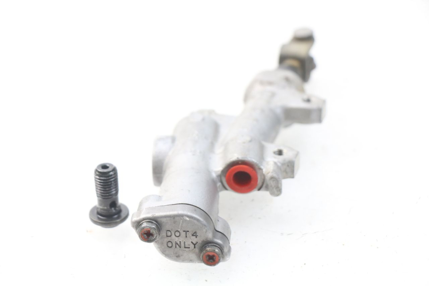 photo de MAITRE CYLINDRE ARRIERE YAMAHA YZ-F YZF 250 (2014 - 2018)