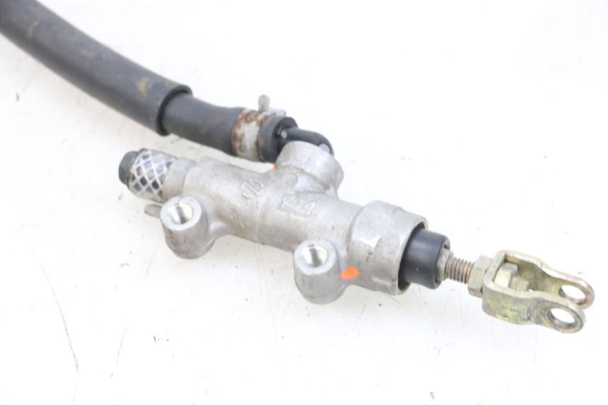 photo de MAITRE CYLINDRE ARRIERE KAWASAKI ZR 7 750 (1999 - 2001) - Zoom état d’usage