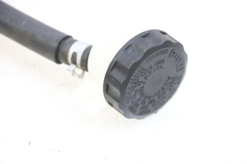 photo de MAITRE CYLINDRE ARRIERE KAWASAKI ZR 7 750 (1999 - 2001) - Vue d’ensemble