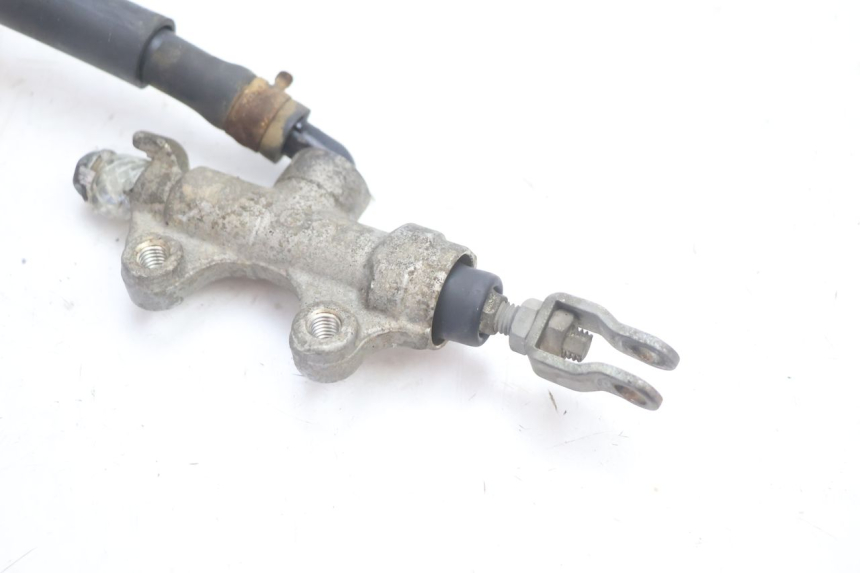 photo de MAITRE CYLINDRE FREIN ARRIERE KAWASAKI ZX-6R ZX6R 600 (1995 - 1997) - Points de fixation