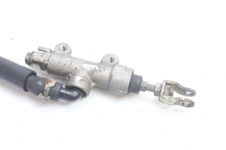 photo de MAITRE CYLINDRE ARRIERE KAWASAKI ZZR 600 (1995 - 2004) - Détail de la pièce