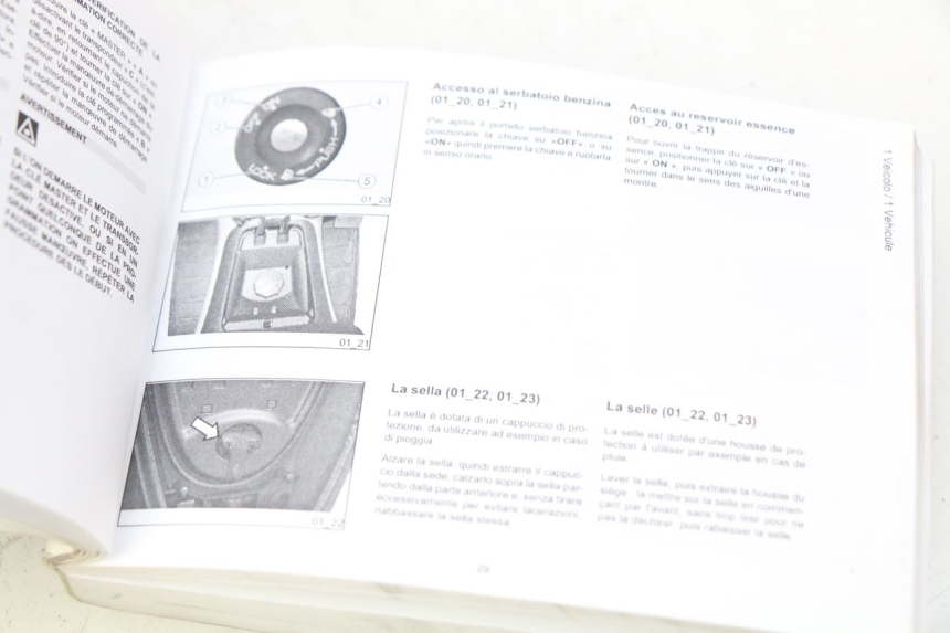photo de MANUEL UTILISATEUR PIAGGIO MP3 500 (2011 - 2015)