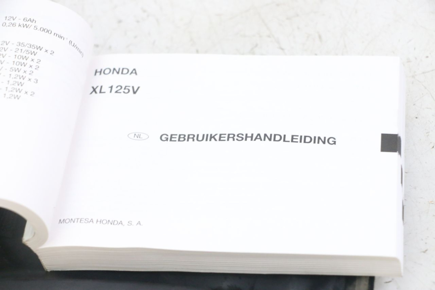 photo de MANUEL UTILISATEUR HONDA XLV VARADERO 125 (2000 - 2006)