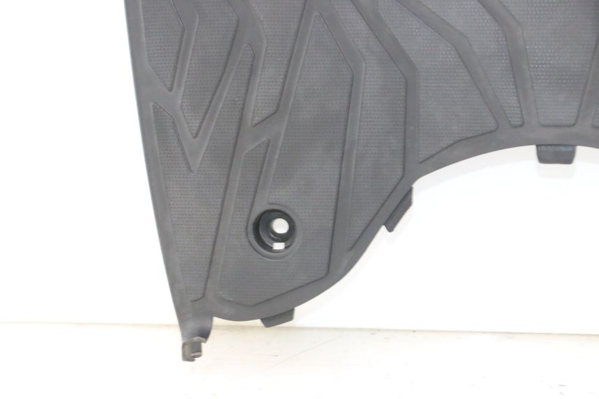 photo de MARCHE PIED KYMCO AGILITY CITY 16P 125 (2015 - 2024) - Zoom état d’usage