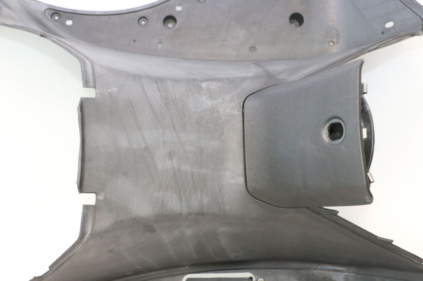 photo de MARCHE PIED APRILIA ATLANTIC S 125 (2010 - 2013) - Vue d’ensemble