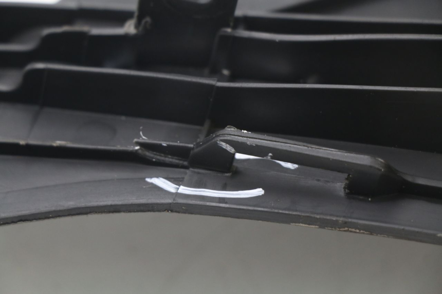 photo de MARCHE PIED HONDA BALI EX 100 (1996 - 2000) - Détail de la pièce