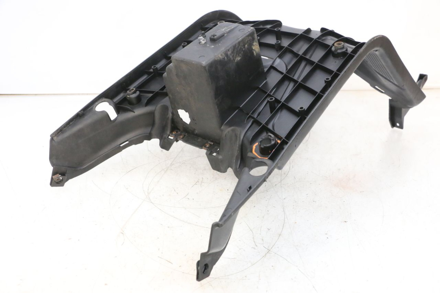 photo de MARCHE PIED MBK BOOSTER SPIRIT NAKED 50 (2004 - 2017) - État de surface