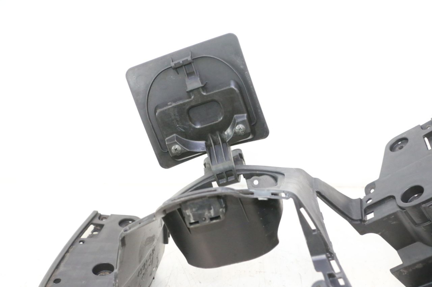 photo de MARCHE PIED SUZUKI BURGMAN 125 (2007 - 2014) - Zoom état d’usage