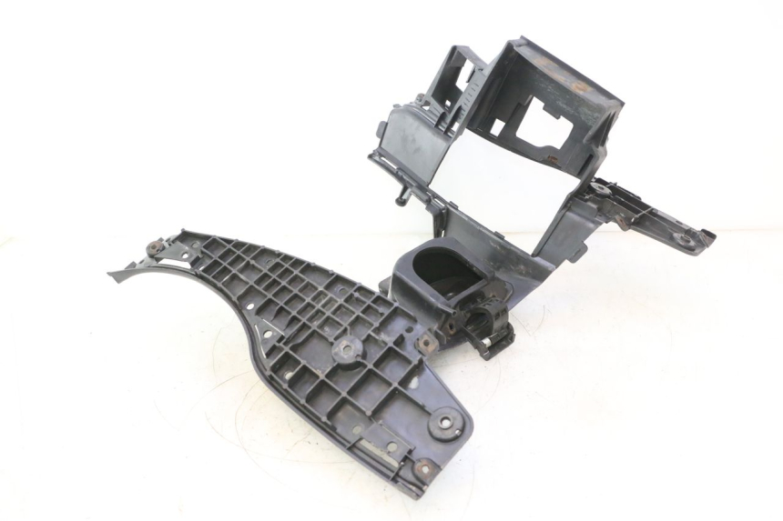 photo de MARCHE PIED SUZUKI BURGMAN 125 (2007 - 2014) - Vue d’ensemble