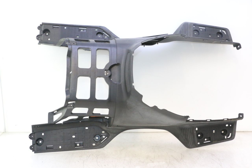 photo de MARCHE PIED SUZUKI BURGMAN EXECUTIVE ABS 650 (2006 - 2012) - Vue principale
