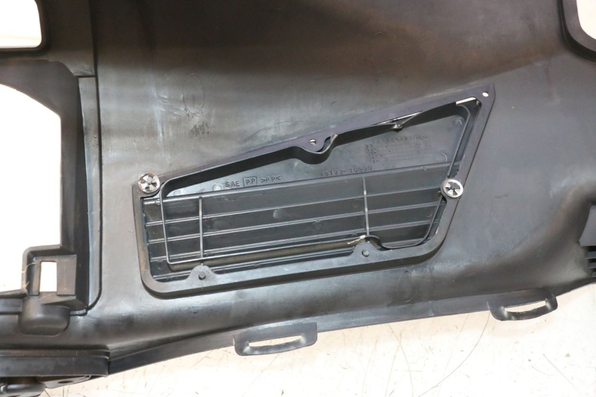 photo de MARCHE PIED SUZUKI BURGMAN EXECUTIVE ABS 650 (2006 - 2012) - Autre angle de vue