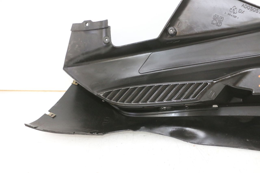 photo de MARCHE PIED DROIT ADIVA AD3 300 (2014 - 2020)