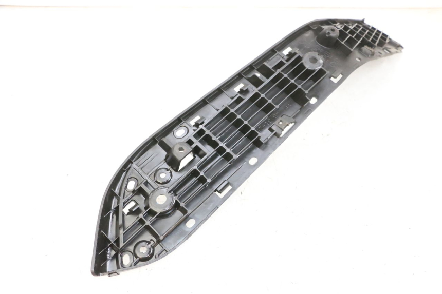 photo de MARCHE PIED DROIT SUZUKI BURGMAN 650 (2013 - 2020)