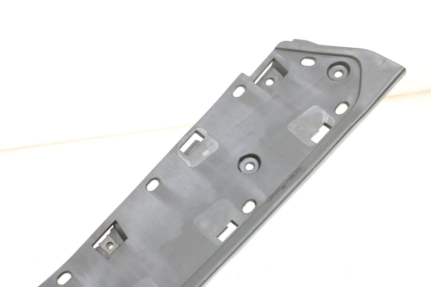 photo de MARCHE PIED DROIT SUZUKI BURGMAN 650 (2013 - 2020)