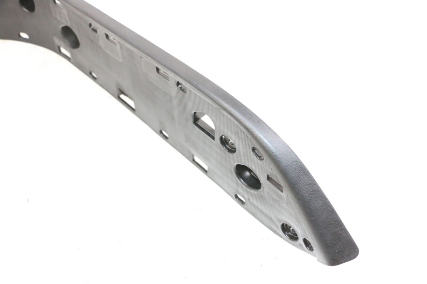 photo de MARCHE PIED DROIT SUZUKI BURGMAN 650 (2013 - 2020)