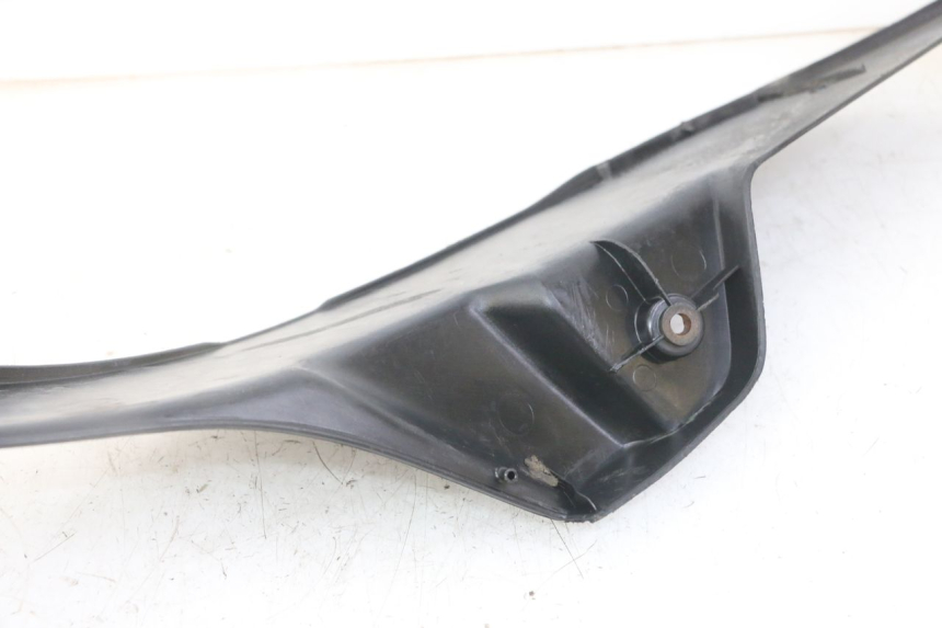 photo de MARCHE PIED DROIT PEUGEOT ELYSEO 125 (1999 - 2004)