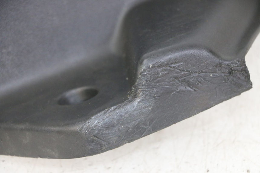 photo de MARCHE PIED DROIT PEUGEOT ELYSEO 125 (1999 - 2004)