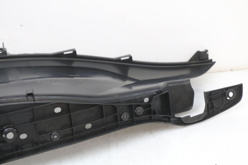 photo de MARCHE PIED DROIT HONDA PCX (JF28) 125 (2009 - 2011)