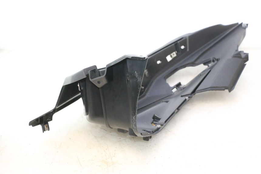 photo de MARCHE PIED DROIT PIAGGIO MP3 HPE 530 (2022 - 2026) - Détails caractéristiques