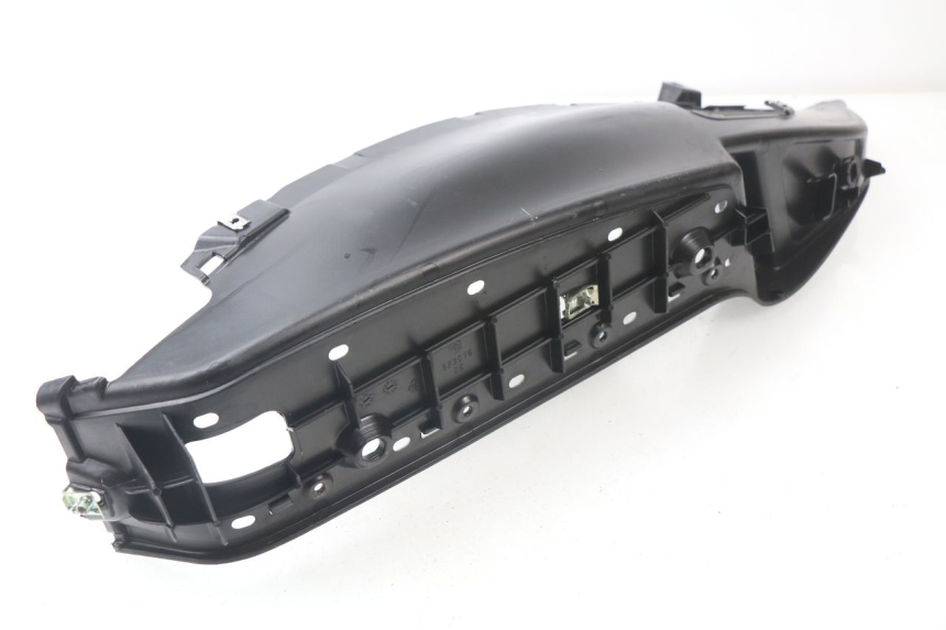 photo de MARCHE PIED DROIT PIAGGIO MP3 LT 300 (2010 - 2016) - Détail de la pièce