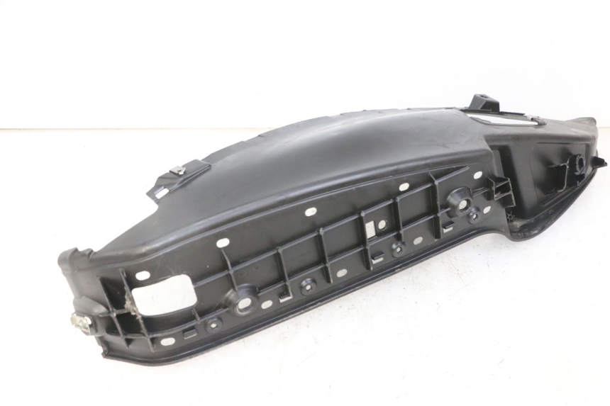 photo de MARCHE PIED DROIT PIAGGIO MP3 LT 300 (2010 - 2016)