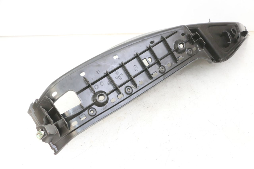 photo de MARCHE PIED DROIT PIAGGIO MP3 500 (2011 - 2015)