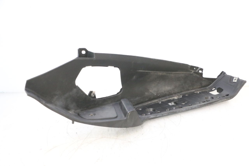 photo de MARCHE PIED DROIT PIAGGIO MP3 RL 250 (2006 - 2010) - Vue principale
