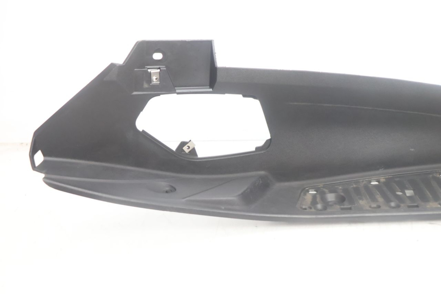 photo de MARCHE PIED DROIT PIAGGIO MP3 500 (2016 - 2018) - Détail de la pièce